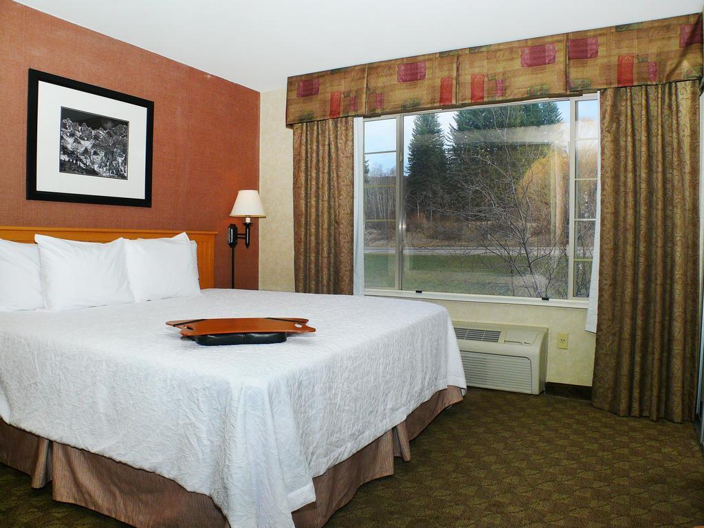 Hampton Inn & Suites Steamboat Springs Exterior photo